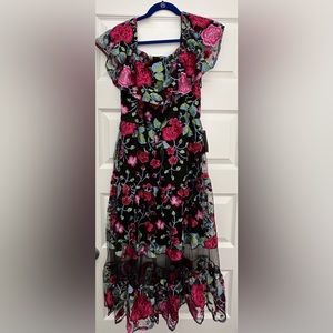 NWT   DRESS THE POPULATION Floral Embroidered Lace Gabriella Off Shoulder Midi